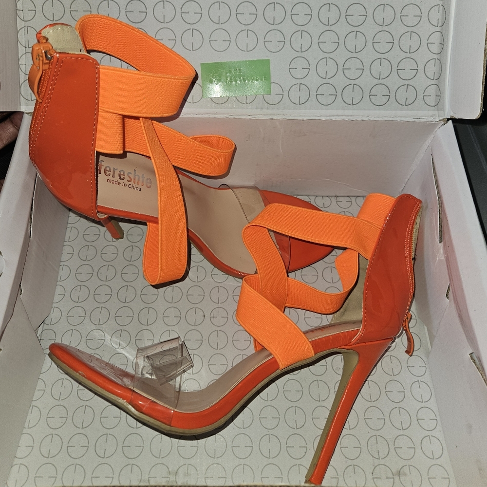 Women's shoes